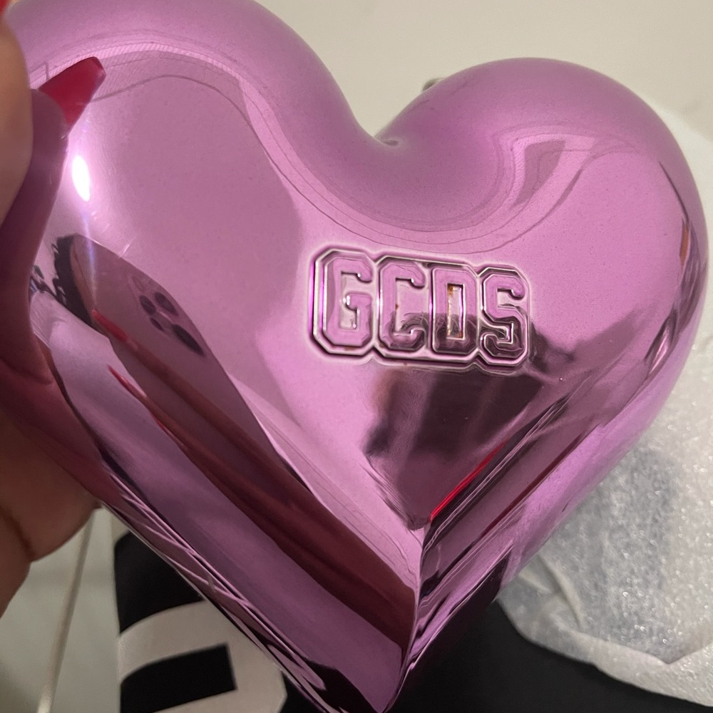 GCDS - Picture 5 of 5
